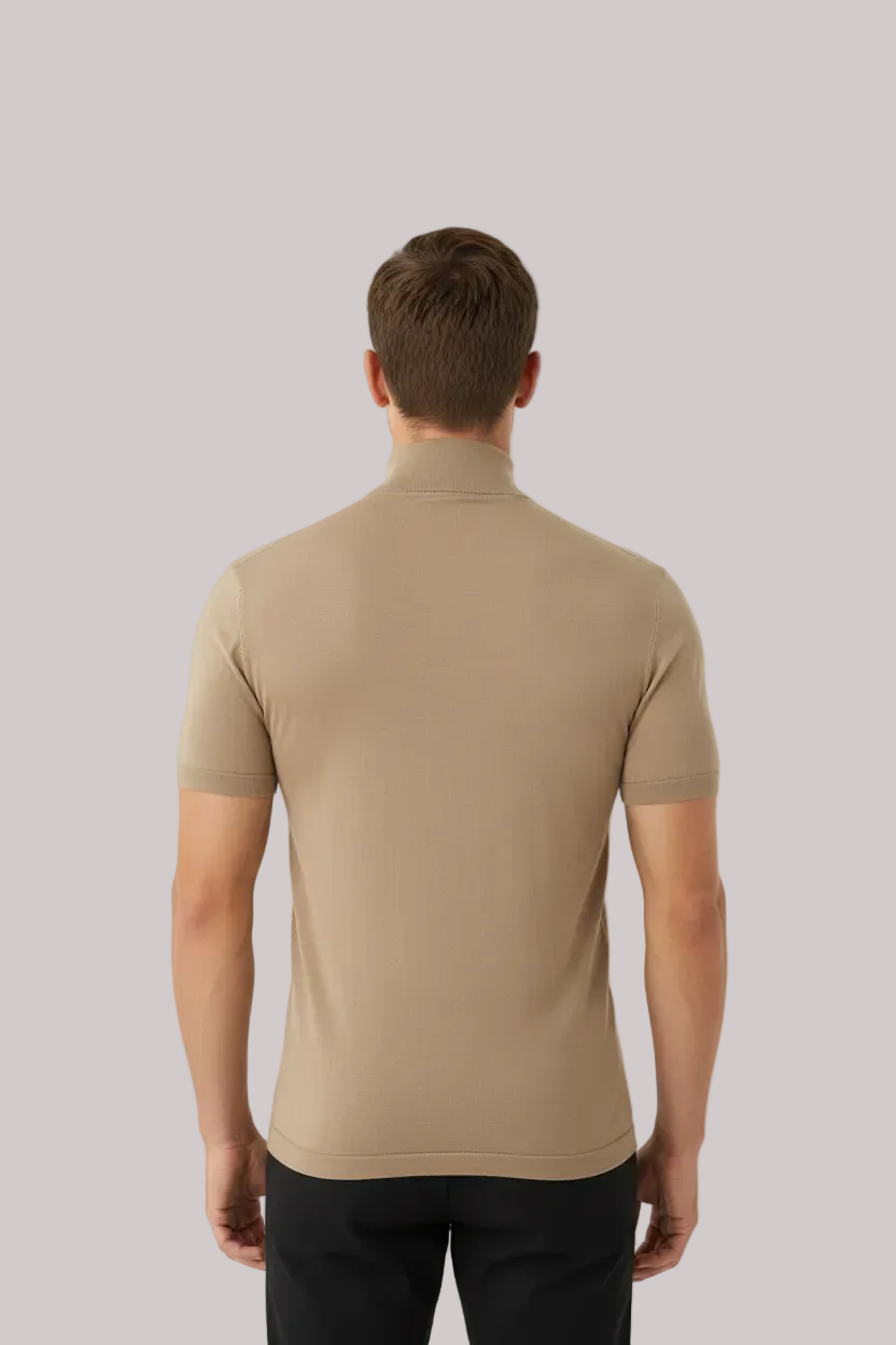 Beige Turtleneck Achterkant